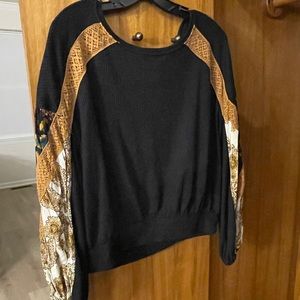 FREE PEOPLE flowy sleeve with multi-pattern details, waffle weave top